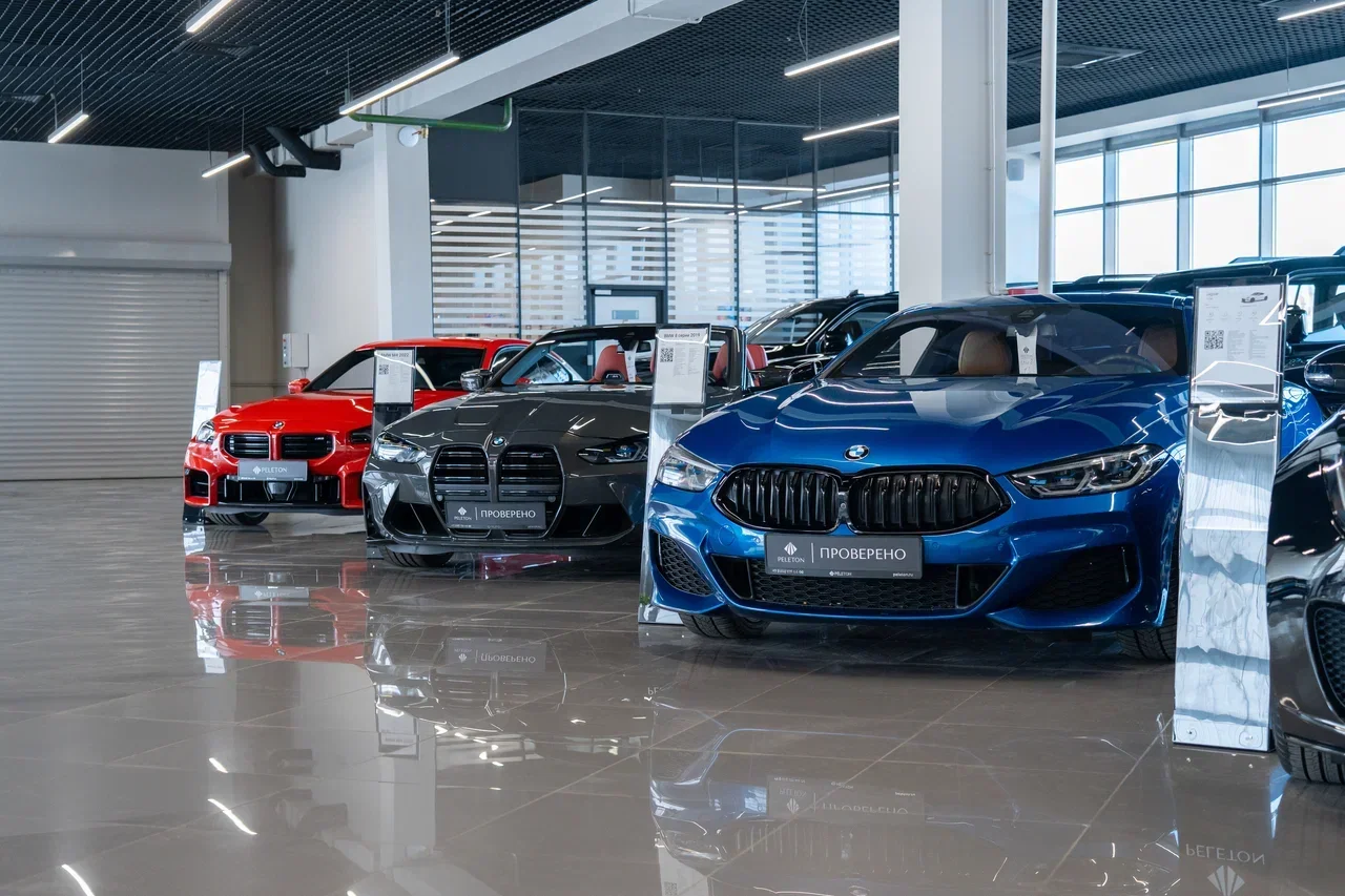 Фото автосалона Peleton 2